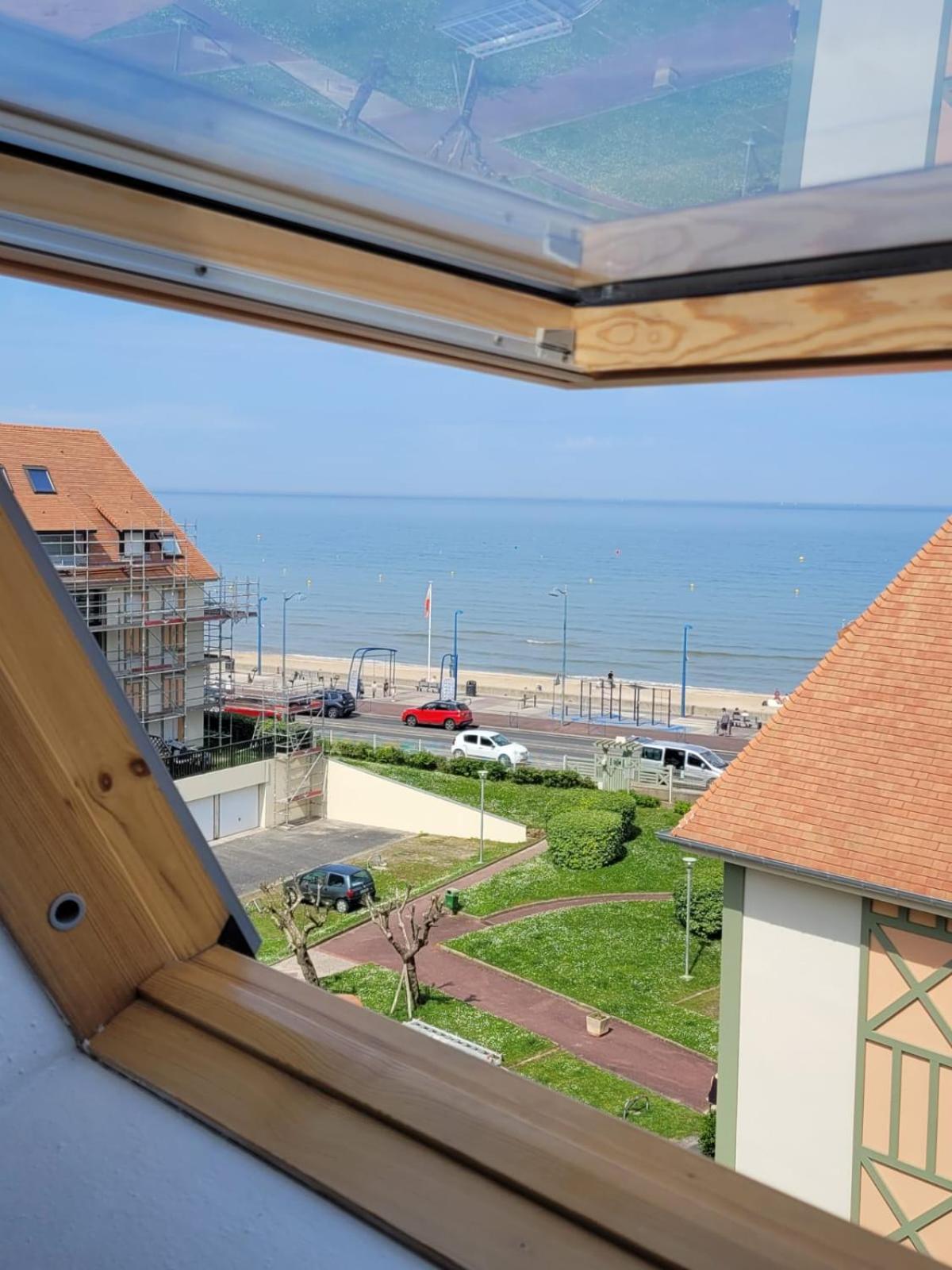 "Mon Evidence!" Magnifique Appartement Vue Mer Et Acces Direct A La Plage Вілле-сюр-Мер Екстер'єр фото